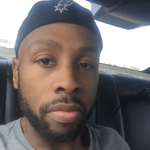 Meet your Posher, Javon